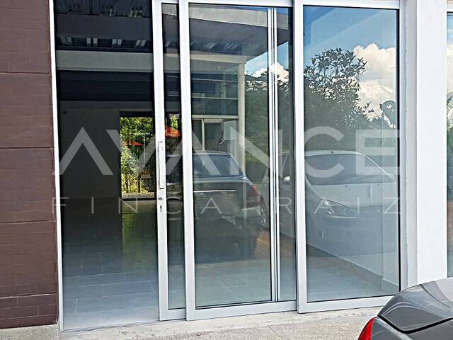 #VLC512 - Local Comercial para Venta en Rionegro - ANT