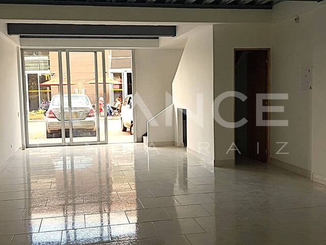 #VLC512 - Local Comercial para Venta en Rionegro - ANT